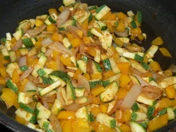 Rezept: Gemüsepfannkuchen Bild Nr. 5 Gemüsepfannkuchen - Rezept - Bild Nr. 5