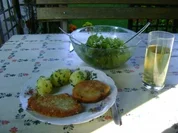 Parmesanschnitzl mit Petersilienkartoffel - Rezept