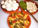 NUDELN: Bunte Champignon-Pesto-Pasta - Rezept