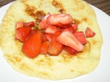 süßer Vanillepfannkuchen mit Erdbeeren - Rezept - Bild Nr. 3