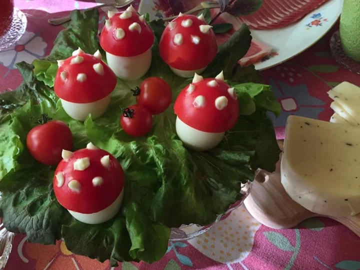 Nostalgisches Kaltes Buffet, 60.er Jahre: Fliegenpilze - Rezept - Bild Nr. 2014