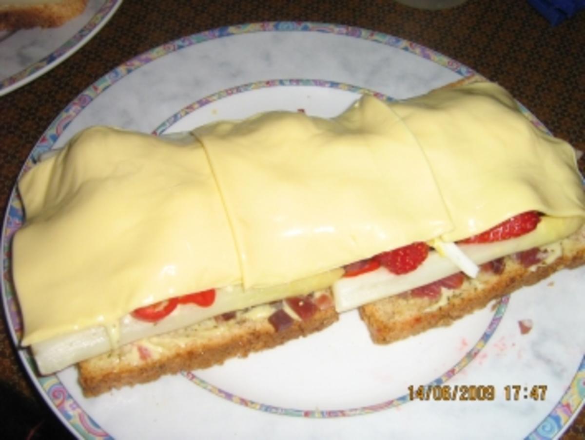 Spargel-Toast mit Erdbeeren und Chili - Rezept - Bild Nr. 9