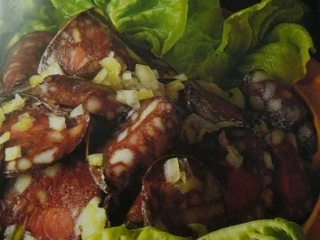 Rezept: Vesper --- Schwarzer Wurstsalat Vesper --- Schwarzer Wurstsalat - Rezept