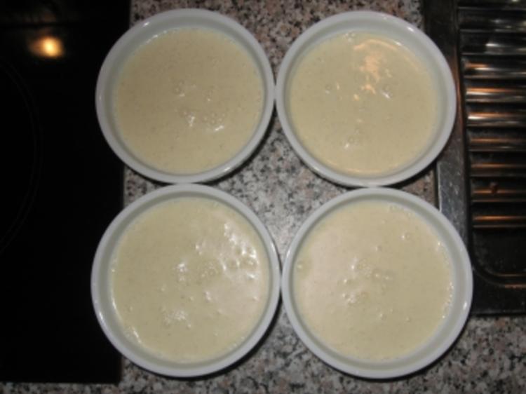 Panna Cotta auf Himbeerspiegel oder Mangospiegel - Rezept - kochbar.de