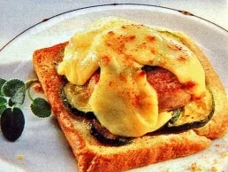 Rezept: Überbackene Filettoasts Überbackene Filettoasts - Rezept