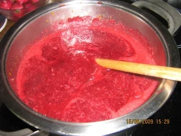 Kirsch-Sharon-Konfitüre mit Minze - Rezept - Bild Nr. 3