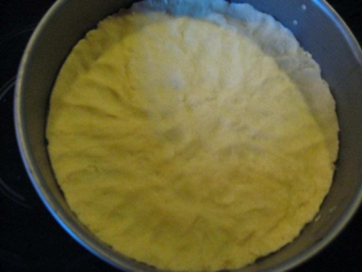 Krümelkrokant-Stachelbeer-Torte - Rezept - Bild Nr. 2
