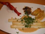 Frische Spargeln geschmort mit Morcheln - Rezept