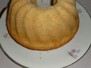 Rezept: O - Saft - oder Karottensaft - Gugelhupf Bild Nr. 2 O - Saft - oder Karottensaft - Gugelhupf - Rezept - Bild Nr. 2