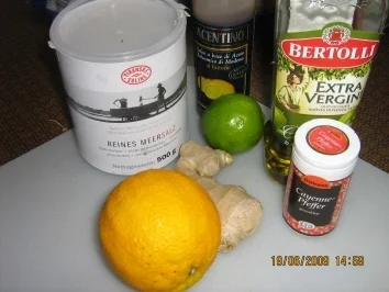 Rezept: Salatdressing 3 - Orangen-Dressing Bild Nr. 2 Salatdressing 3 - Orangen-Dressing - Rezept - Bild Nr. 2