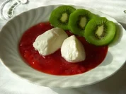 JOGHURTNOCKERL MIT FRUCHTSAUCE - Rezept