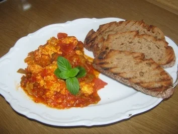 Rezept: MENEMEN - EIER ZU FRÜHSTÜCK AUF TÜRKISCHER ART MENEMEN - EIER ZU FRÜHSTÜCK AUF TÜRKISCHER ART - Rezept