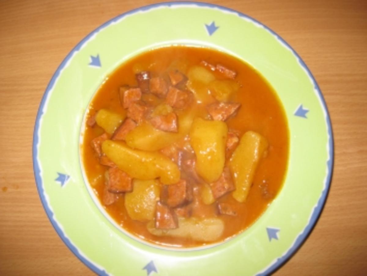 Erdäpfelgulasch - Rezept