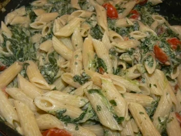 Rezept: Penne mit feiner Spinat-Tomatensauce Bild Nr. 5 Penne mit feiner Spinat-Tomatensauce - Rezept - Bild Nr. 5