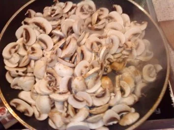 Jägerkrüstchen mit Pilzen - Rezept - Bild Nr. 6