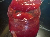 Marmelade "Erdbeer-Amaretto" - Rezept