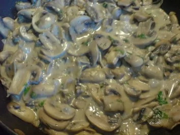 Rezept: Pilz-Ragout mit Zitronen-Knoblauch-Note Pilz-Ragout mit Zitronen-Knoblauch-Note - Rezept