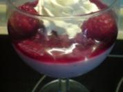 Dessert "Himbeer-Creme" - Rezept
