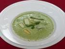 Basilikumsuppe mit weißem Spargel - Rezept