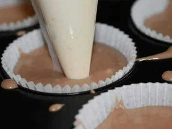 Rezept: Schoko Muffin mit Philadelphia Füllung Bild Nr. 5 Schoko Muffin mit Philadelphia Füllung - Rezept - Bild Nr. 5