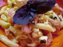 Gemüsepasta mit Feta - Rezept