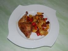 Knusprige Hähnchenschenkel mit Paprika und Kartoffeln - Rezept