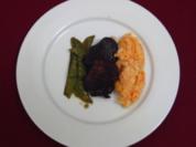 Schweinelende im Kakaomantel an Kartoffel-Karotten-Ingwer-Püree - Rezept