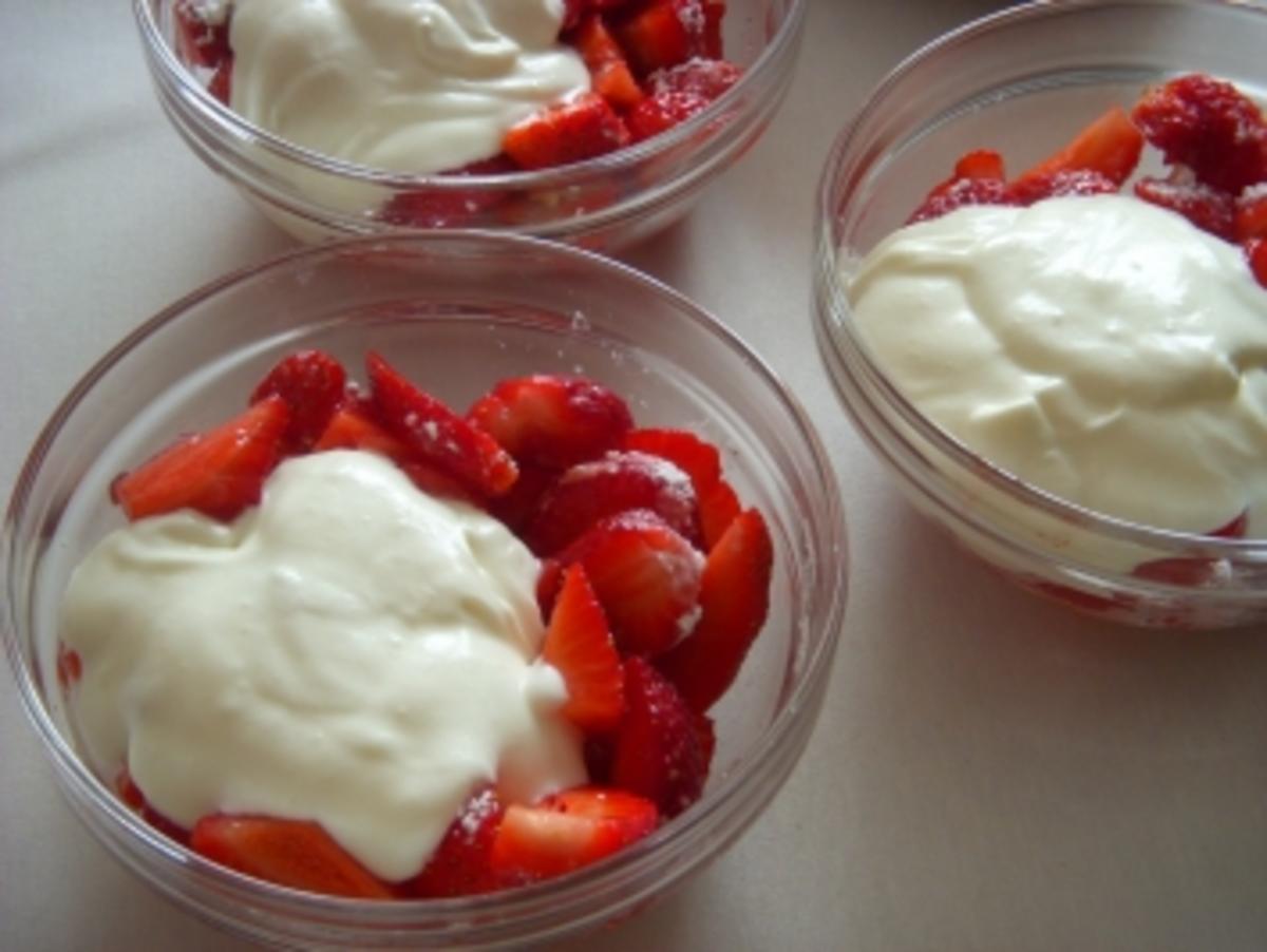 MARINIERTE ERDBEEREN - Rezept