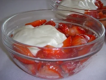 Rezept: MARINIERTE ERDBEEREN Bild Nr. 2 MARINIERTE ERDBEEREN - Rezept - Bild Nr. 2