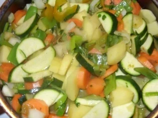 Linda´s deftige Gemüsesuppe - Rezept - Bild Nr. 5