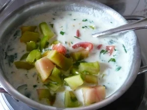 Rezept: Fussili mit Käse-Kräuter-Tomaten-Sosse Bild Nr. 8 Fussili mit Käse-Kräuter-Tomaten-Sosse - Rezept - Bild Nr. 8