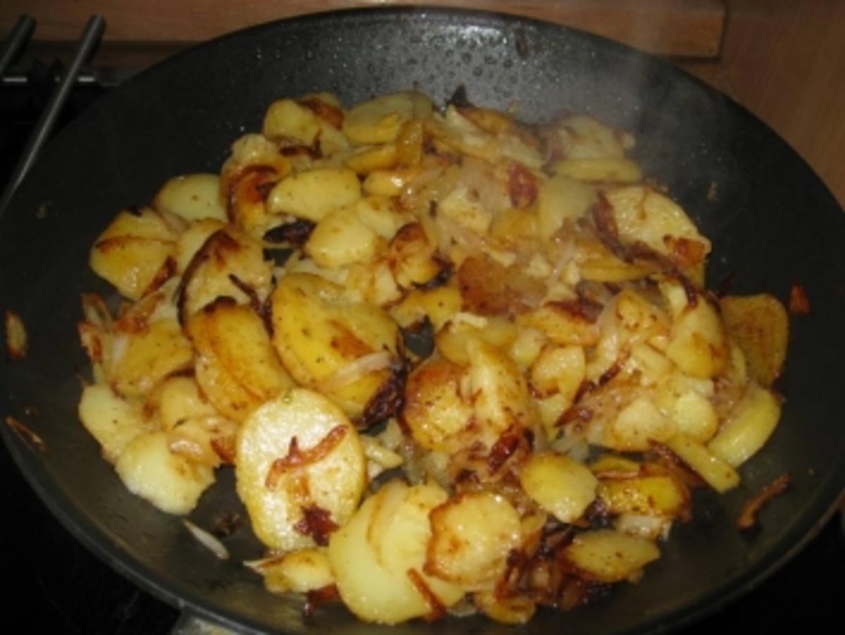 Schweineschnitzel mit frischen Pfifferlingen & Bratkartoffeln - Rezept - Bild Nr. 5