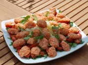 Räucherlachstatar auf Spargel-Rucolasalat - Rezept