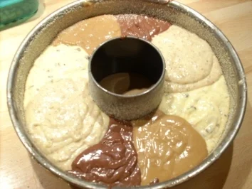 Rezept: Marmor-Kranzkuchen Bild Nr. 2 Marmor-Kranzkuchen - Rezept - Bild Nr. 2