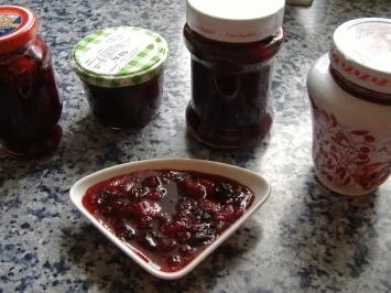 Konfitüre von Sommerbeeren - Rezept