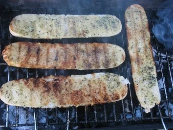 Rezept: a la provence: knoblauchbaguettes Bild Nr. 5 a la provence: knoblauchbaguettes - Rezept - Bild Nr. 5