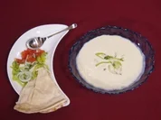 Kalte Artischockensuppe mit warmem Fladenbrot - Rezept