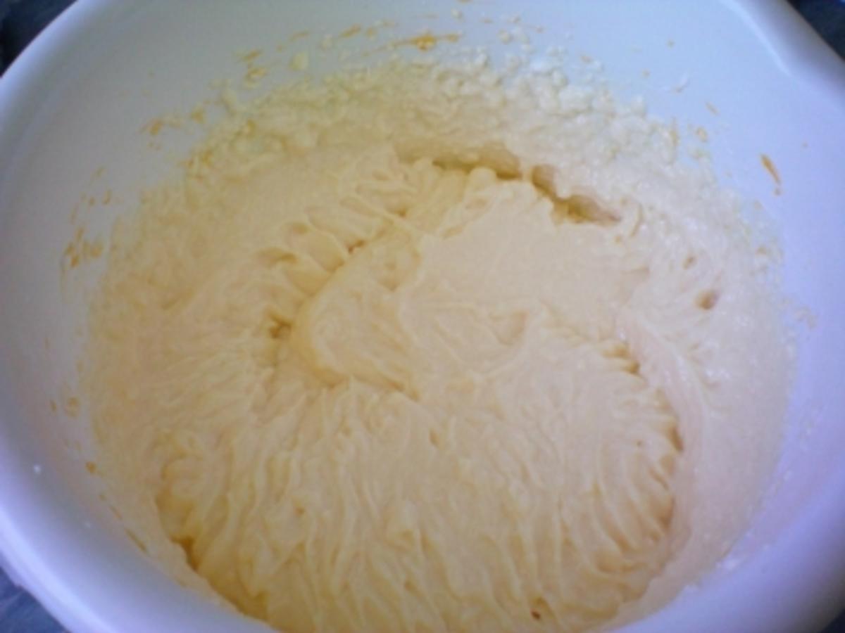 Kirsch Quark Kuchen - schnell &amp; einfach - 257 kcal/100g