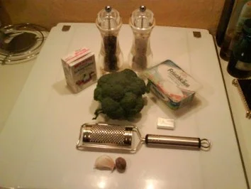 Rezept: Suppe: Feine Brokkoli-Creme-Suppe Bild Nr. 2 Suppe: Feine Brokkoli-Creme-Suppe - Rezept - Bild Nr. 2