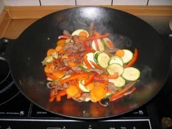 Rindfleisch in Reiswein und Sojasauce - Rezept