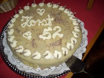 Kuchen-Mohntorte mit Marzipandecke - Rezept - Bild Nr. 2