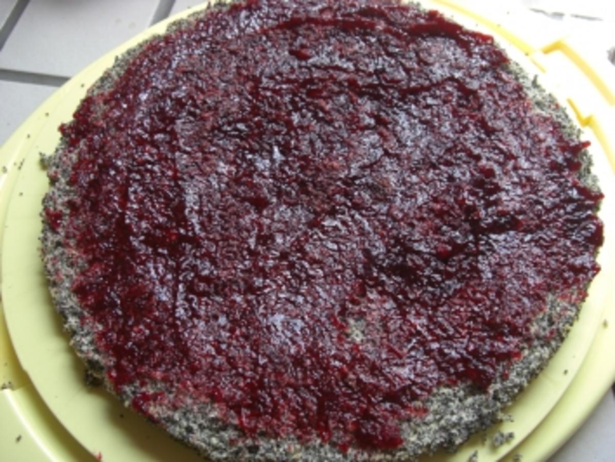 Kuchen-Mohntorte mit Marzipandecke - Rezept - Bild Nr. 7