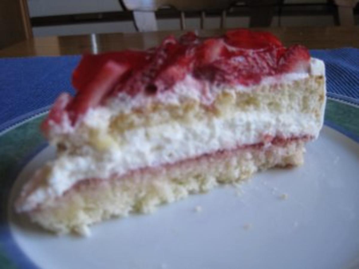 Erdbeer-Quarktorte - Rezept mit Bild - kochbar.de