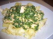 Kikis Bandnudeln mit Lachs-Spinat-Sauce "light" - Rezept