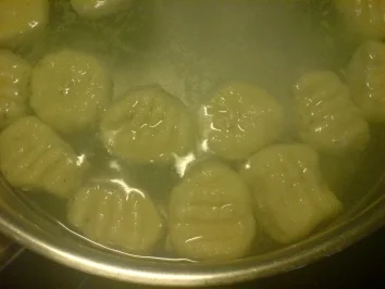 Hüttenkäse-Gnocchi - Rezept - Bild Nr. 6