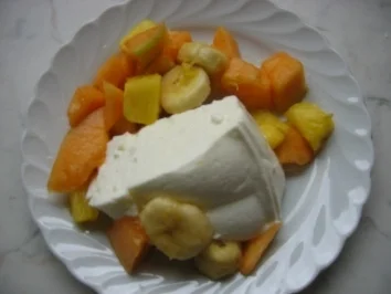 Rezept: Joghurtring mit Obstsalat Bild Nr. 2 Joghurtring mit Obstsalat - Rezept - Bild Nr. 2