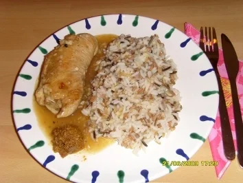 Rezept: Putenroulade gefüllt mit Pesto und Mozarella Putenroulade gefüllt mit Pesto und Mozarella - Rezept