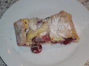Rezept: Kirsch-Topfen-Strudel mit Kokos Kirsch-Topfen-Strudel mit Kokos - Rezept