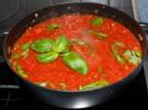 Fruchtige Tomatensoße - Rezept