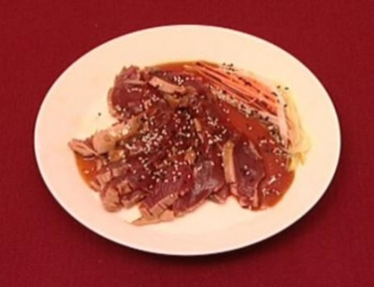 Teriyaki von Tuna-Sashimi mit Gurken-Rettich-Salat (Thorsten Nindel) - Rezept